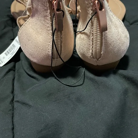 Torrid Mini Wedge Bow Sandals - 11W - NWT - Picture 2 of 5